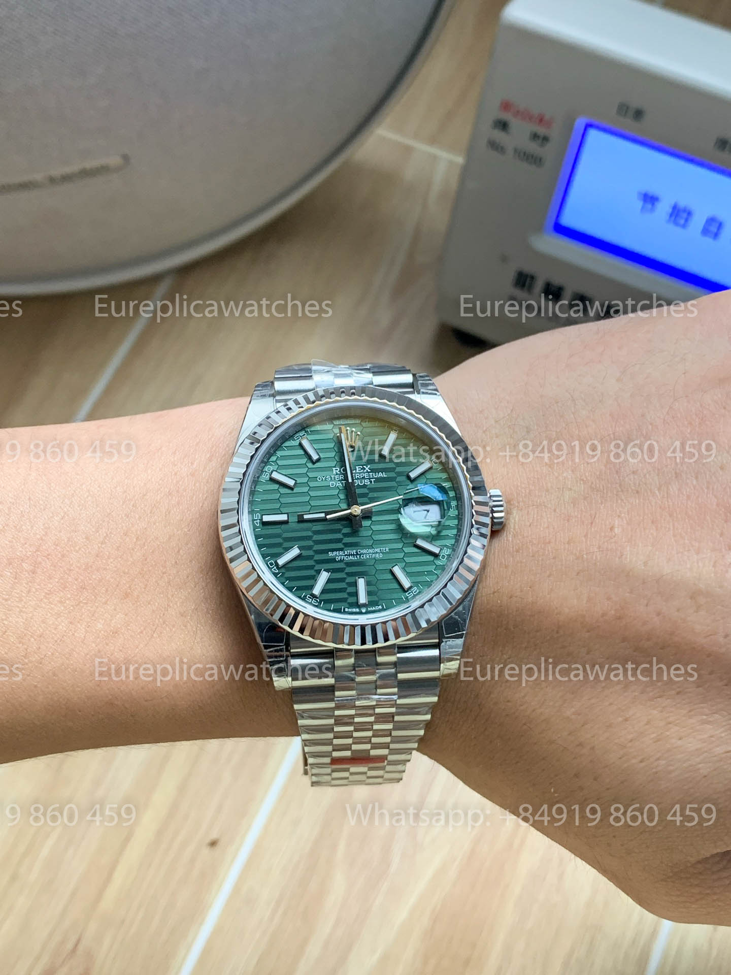 Rolex Datejust 41 M126334-0030 Cadran à motif vert Lunette cannelée 1:1 Meilleure version VS usine