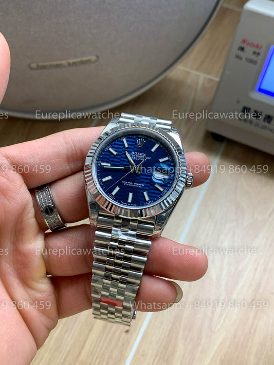 Rolex Datejust 41 M126334-0032 Blaues Motivzifferblatt Geriffelte Lünette 1:1 Beste Version VS Fabrik