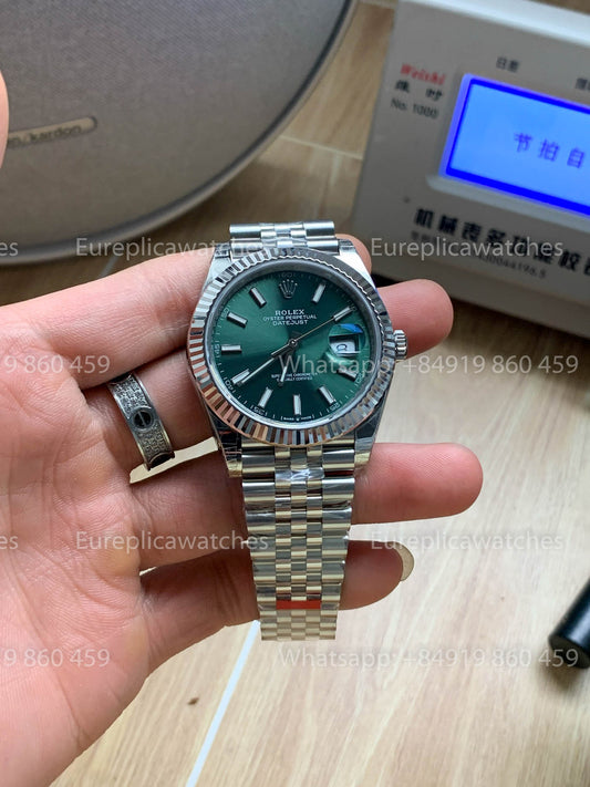 Rolex Datejust 41 M126334-0028 Grünes Zifferblatt Geriffelte Lünette 1:1 Beste Version VS Fabrik
