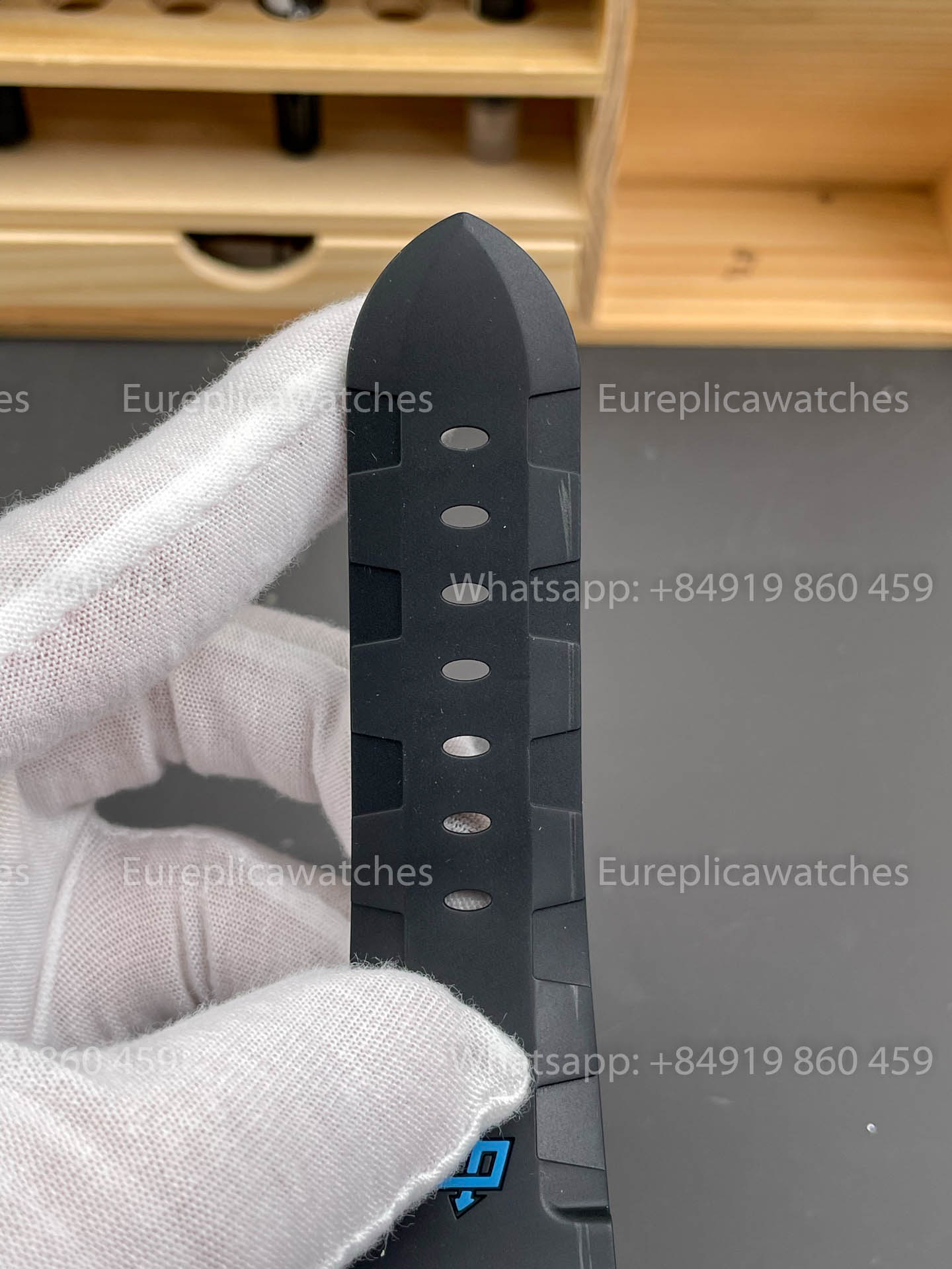 Panerai Luminor Submersible 1950 Carbotech PAM616 – 47mm 1:1 Best Version VS Factory