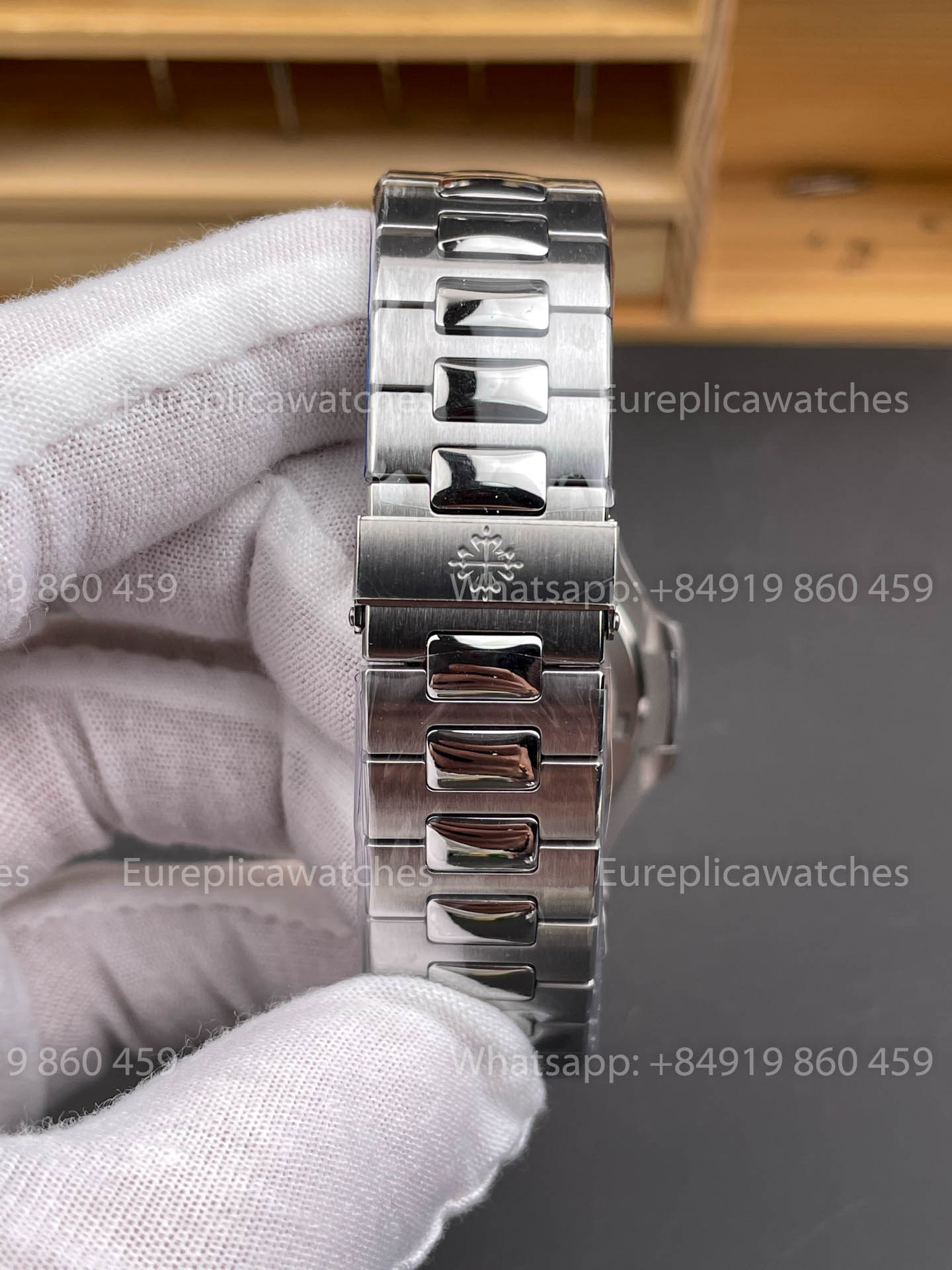 Patek Philippe Nautilus 5711/1A-010 Cadran Blanc – 40mm – Mouvement Automatique Réplique 324 – DDF Factory