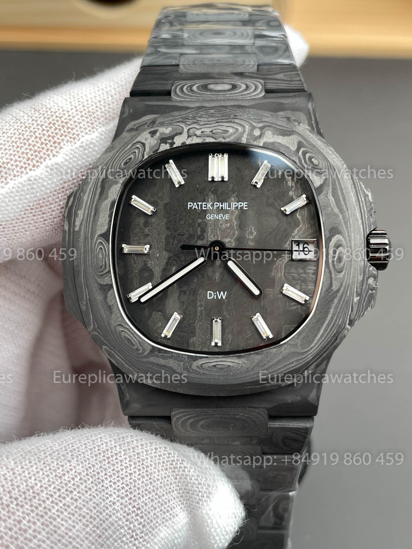 Patek Philippe Nautilus 5711 DiW 1:1 Beste Version Schwarzes Carbonfasergehäuse
