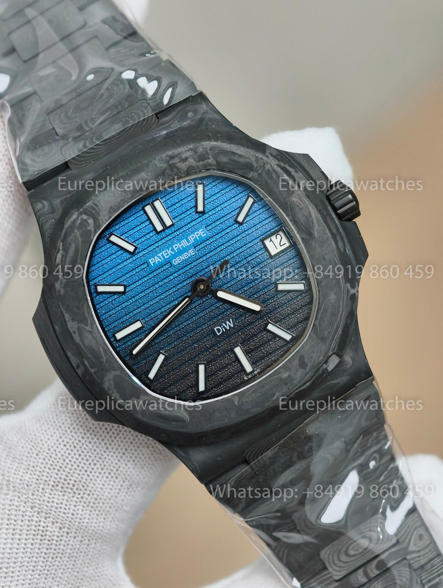 Diw Factory - Patek Philippe Nautilus Ref. 5711/1500A new DIW Carbon Fiber Nautilus 5711