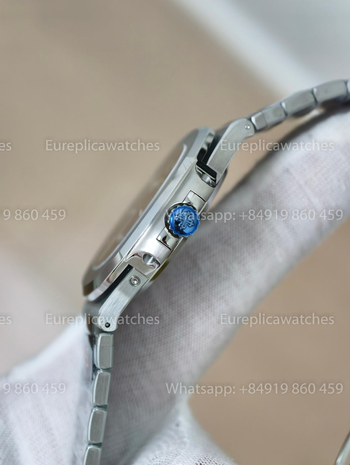 WS Factory - Patek Philippe Nautilus Ref. 5712/1A Blue Dial is a flagship-level release