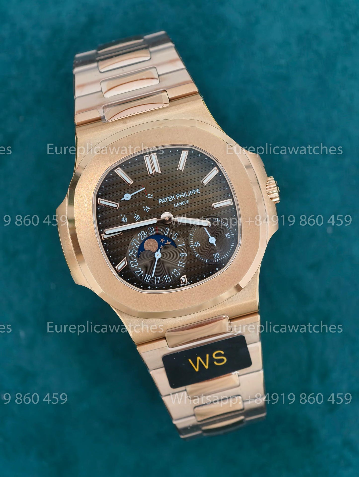 WS Factory - Patek Philippe Nautilus Ref. 5712/1A Brown Dial ist eine Veröffentlichung auf Flagship-Niveau