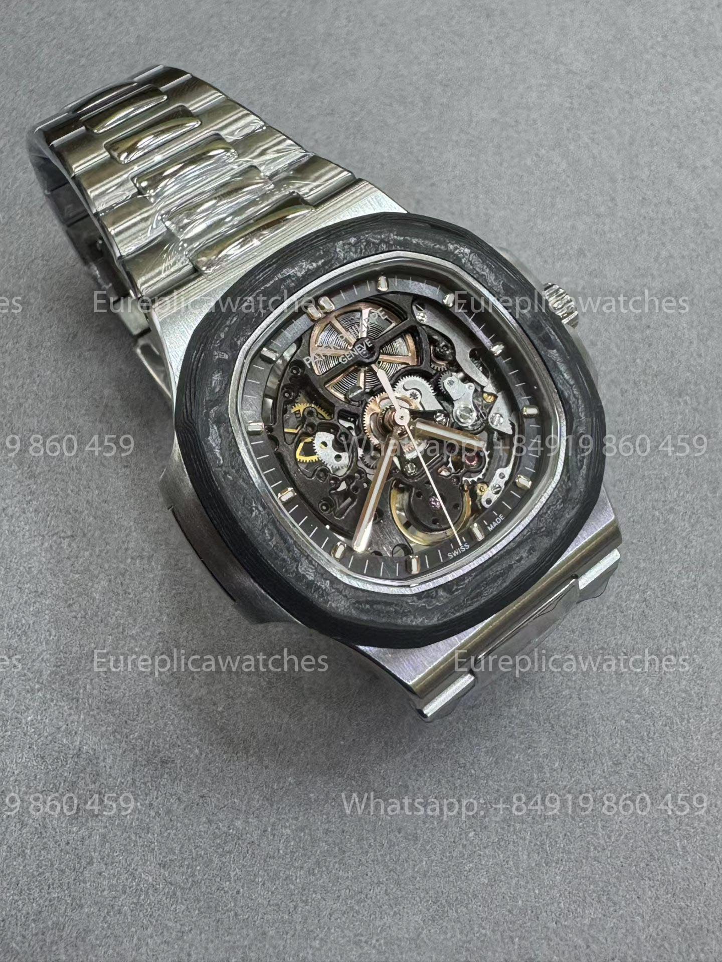 Diw Factory - Artisans de Genève Maßgefertigte Nautilus 5711