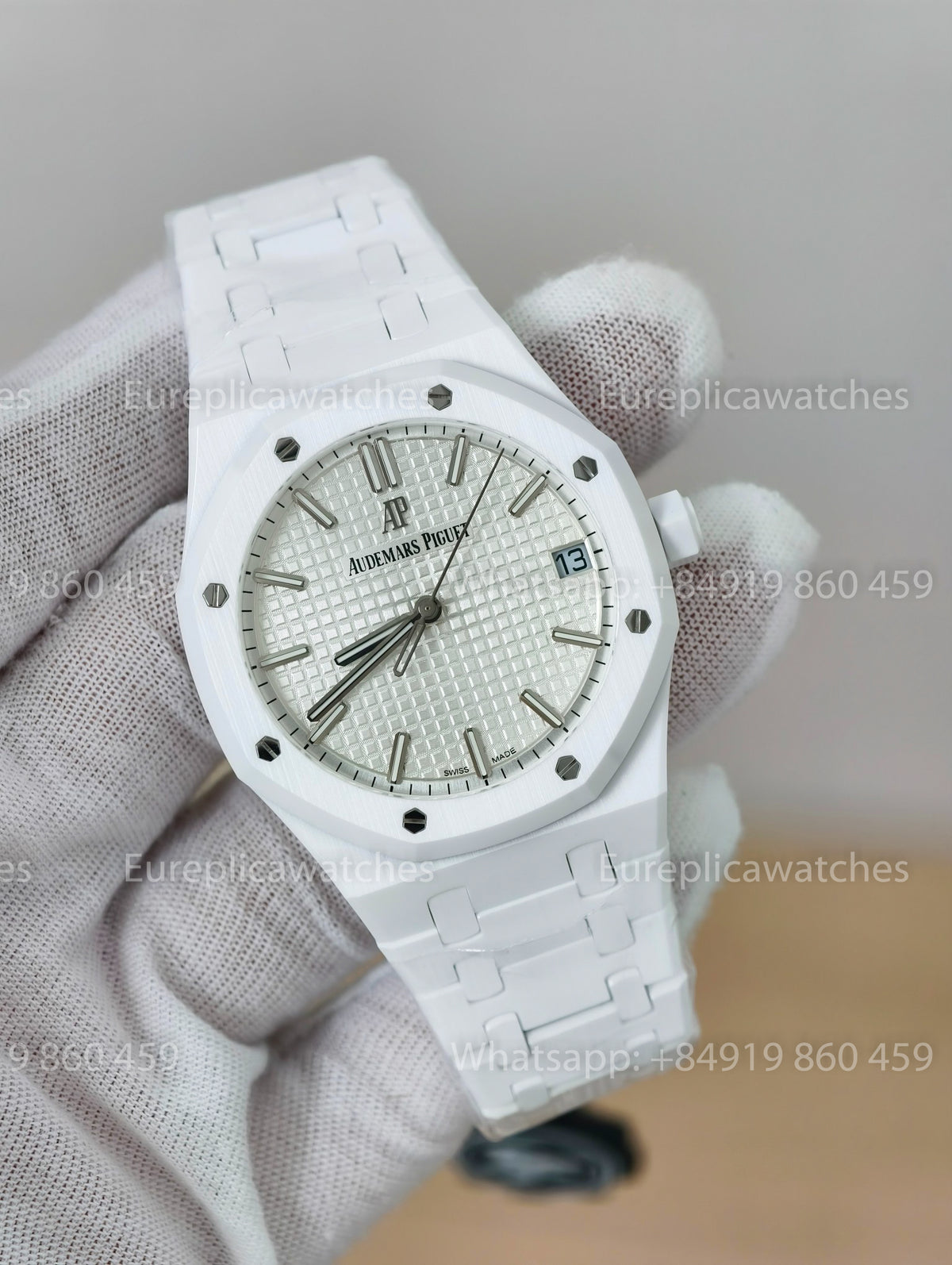 ZF - Audemars Piguet Royal Oak 15500ST Full Ceramic White Cal. 4302 Free-Sprung Movement