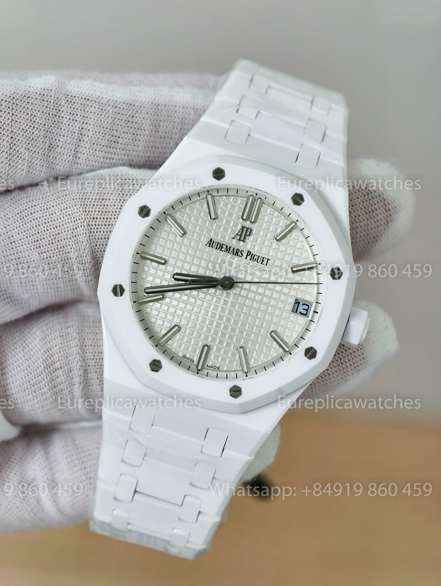ZF - Audemars Piguet Royal Oak 15500ST Full Ceramic White Cal. 4302 Free-Sprung Movement