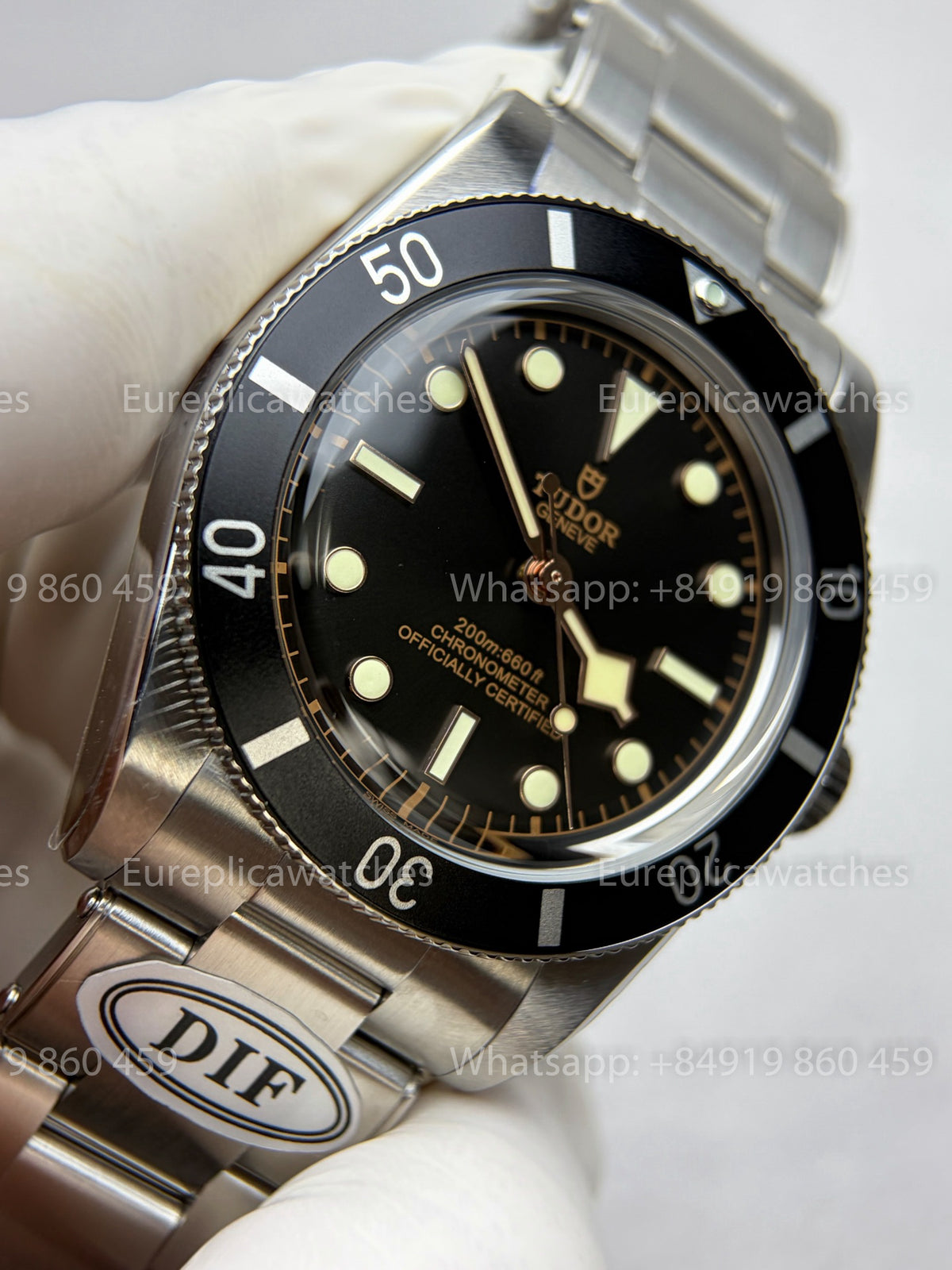 DiF Factory V2 Tudor Black Bay 54 37mm “Black Shield” Oyster strap