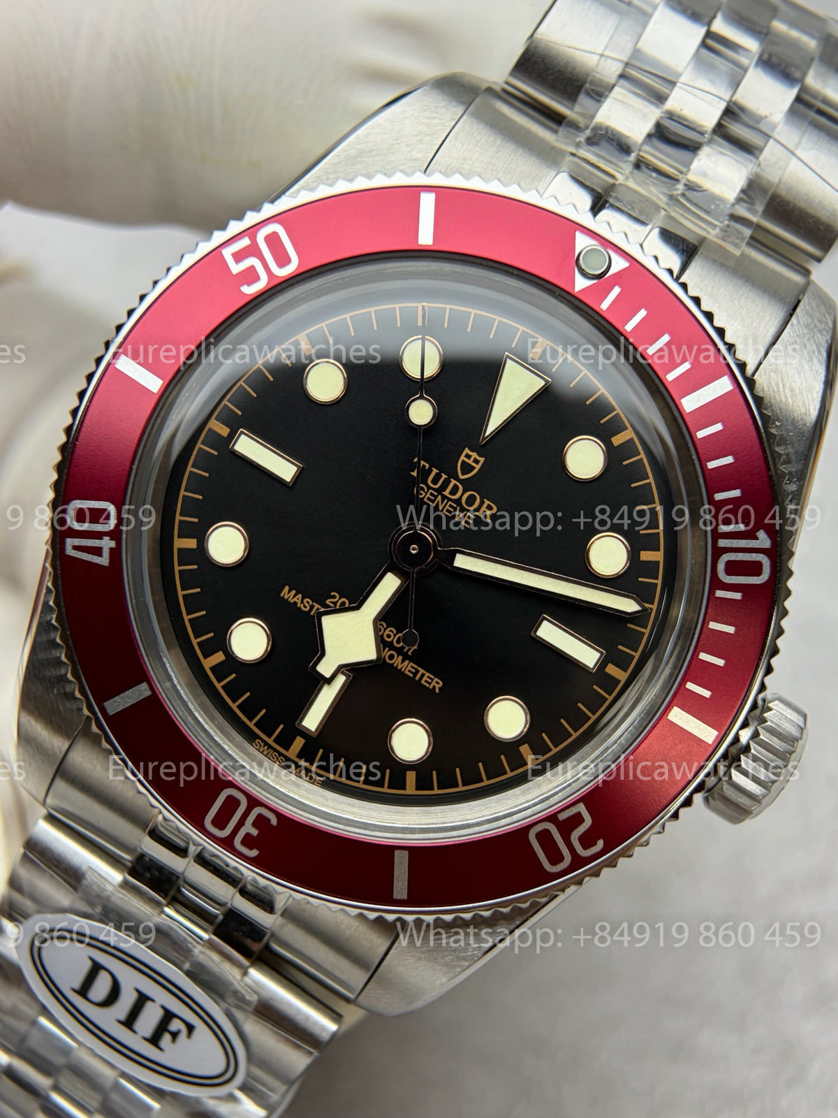 DiF Factory V2 Tudor Black Bay 54 37mm “Burgundy” Jubilee strap