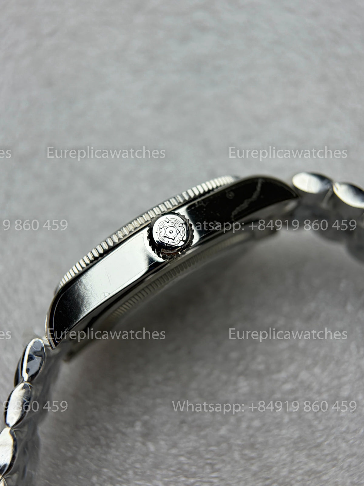 DiF Factory V2 Tudor Black Bay 54 37mm “Burgundy” Jubilee strap