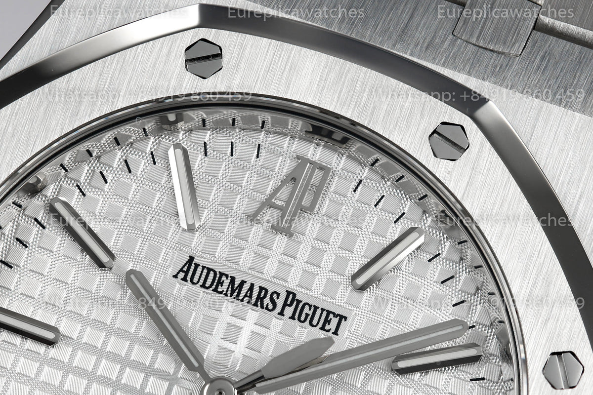 ZF Factory Audemars Piguet Royal Oak 15300ST 39mm White Dial