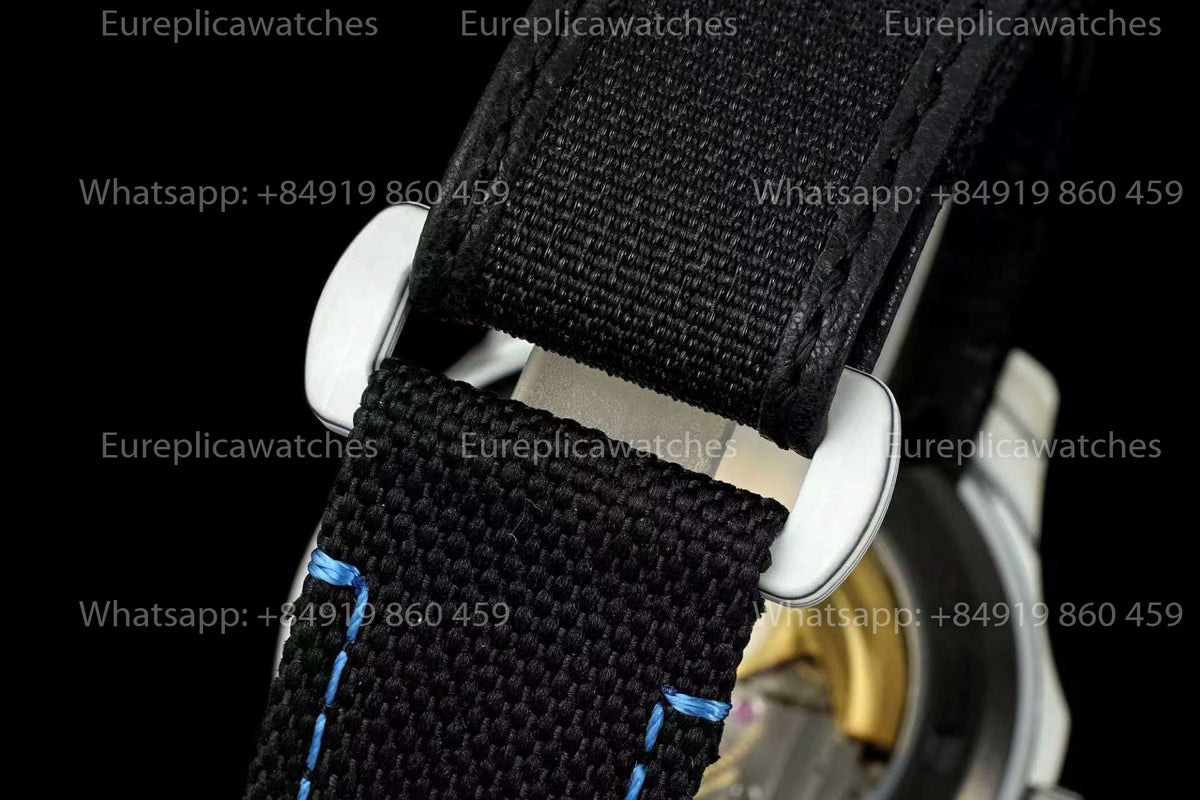 DiW Patek Philippe Aquanaut 5167 – White Dial Carbon Fiber Case