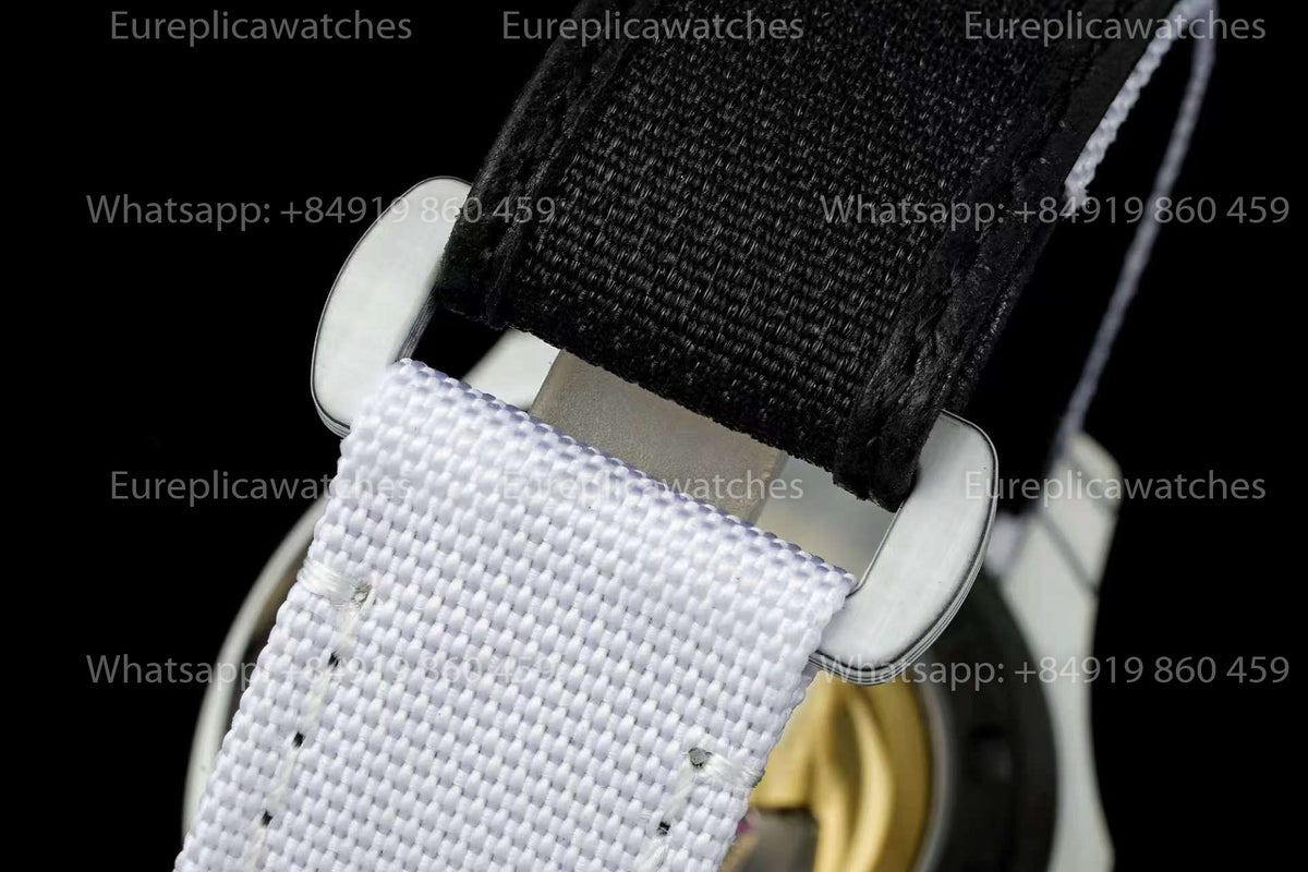 DiW Patek Philippe Aquanaut 5167 – White Dial Carbon Fiber Case White Strap