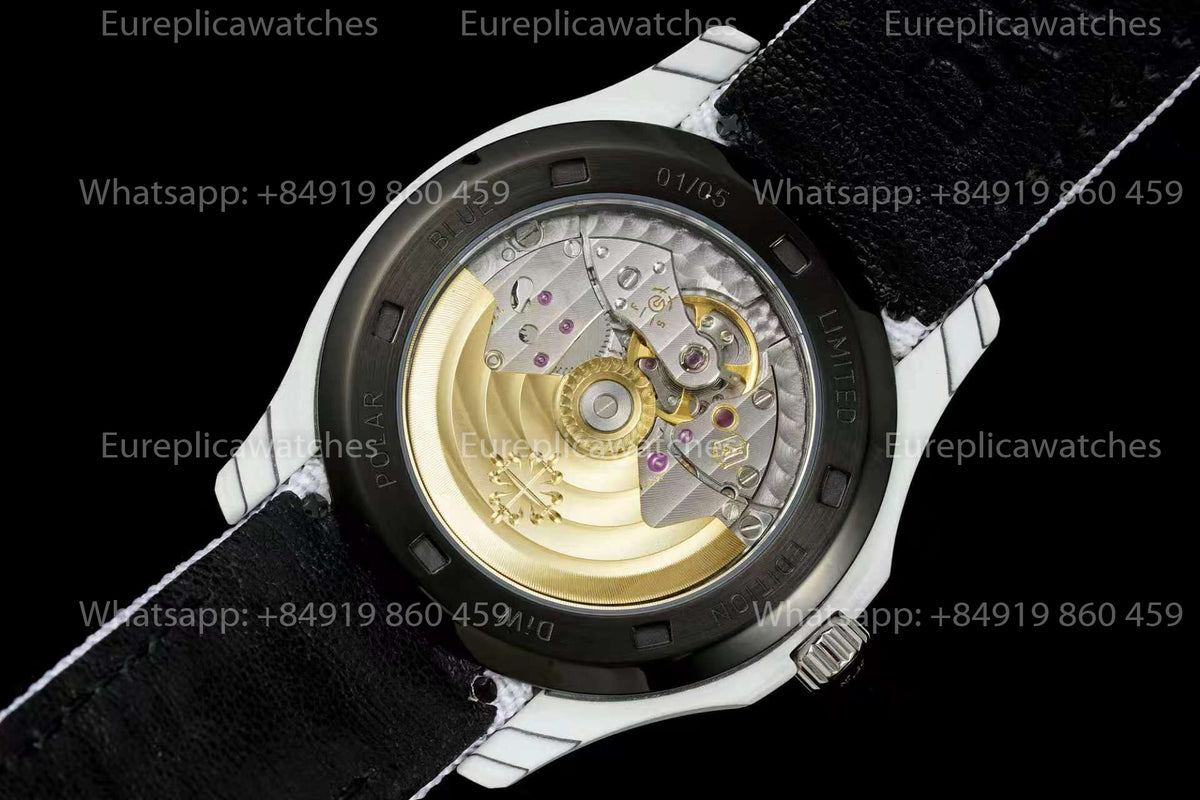 DiW Patek Philippe Aquanaut 5167 – White Dial Carbon Fiber Case White Strap