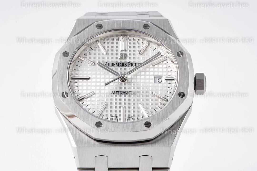 ZF Factory Audemars Piguet Royal Oak 15400 V2 White Dial – 9.8mm Ultra-Thin