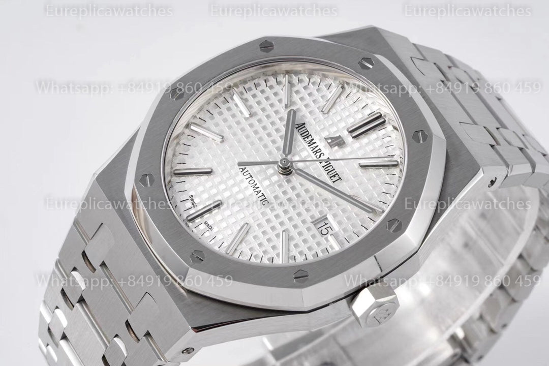 ZF Factory Audemars Piguet Royal Oak 15400 V2 White Dial – 9.8mm Ultra-Thin