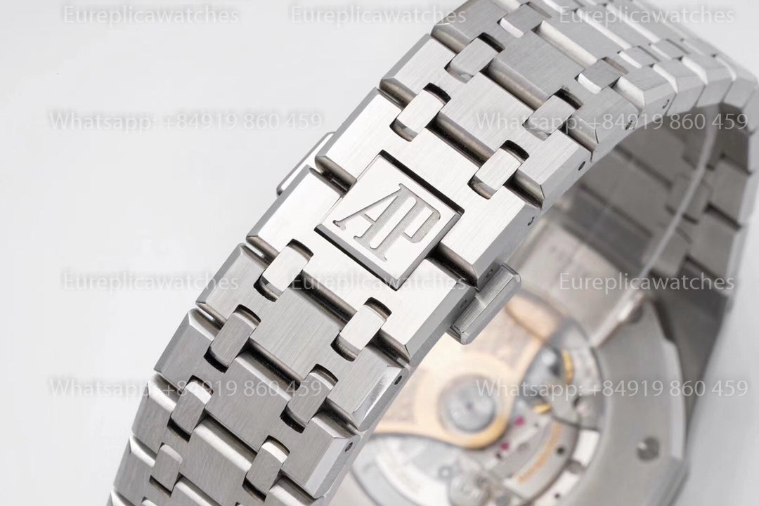 ZF Factory Audemars Piguet Royal Oak 15400 V2 Black Dial – 9.8mm Ultra-Thin