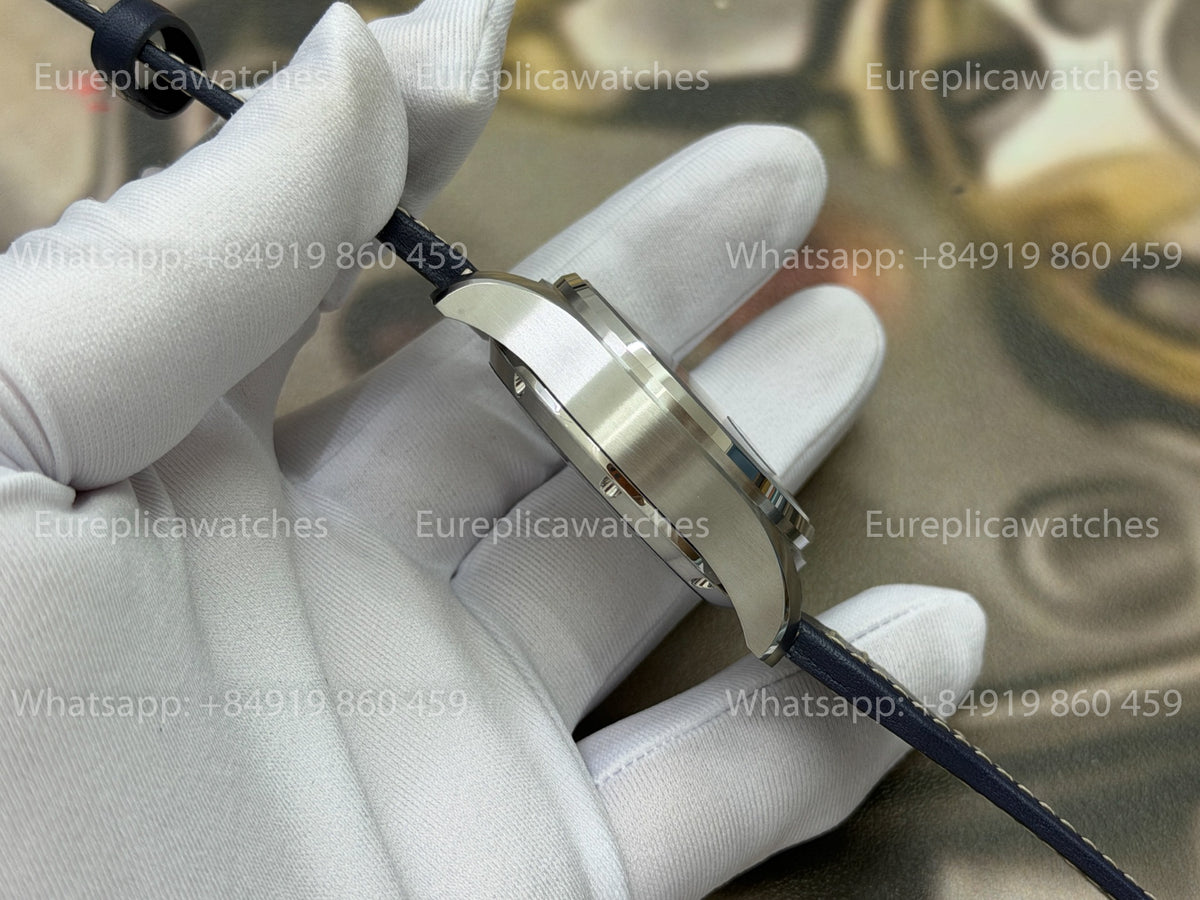 OCTA Factory IWC Pilot’s Watch Chronograph – Hellblaues Zifferblatt Kal. 69385