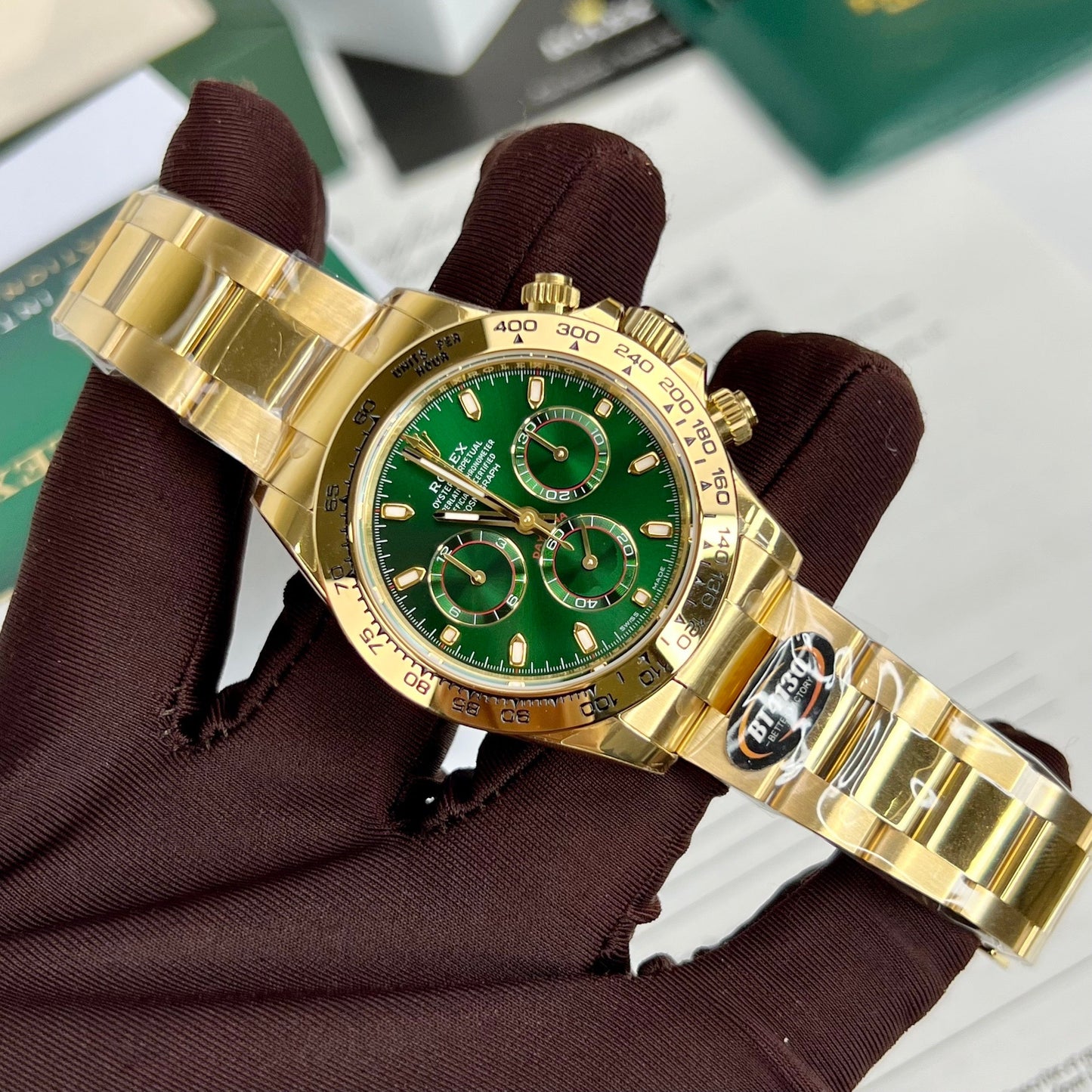 Rolex Gelbgold Cosmograph Daytona 40 Uhr, grünes arabisches Zifferblatt 116508, beschichtet mit 18 Karat Gelbgold