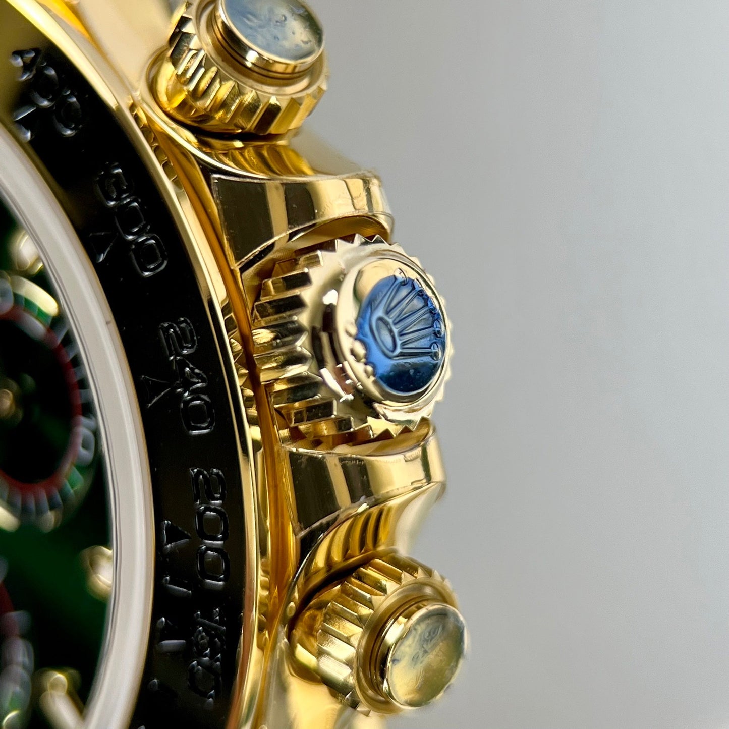 Rolex Gelbgold Cosmograph Daytona 40 Uhr, grünes arabisches Zifferblatt 116508, beschichtet mit 18 Karat Gelbgold