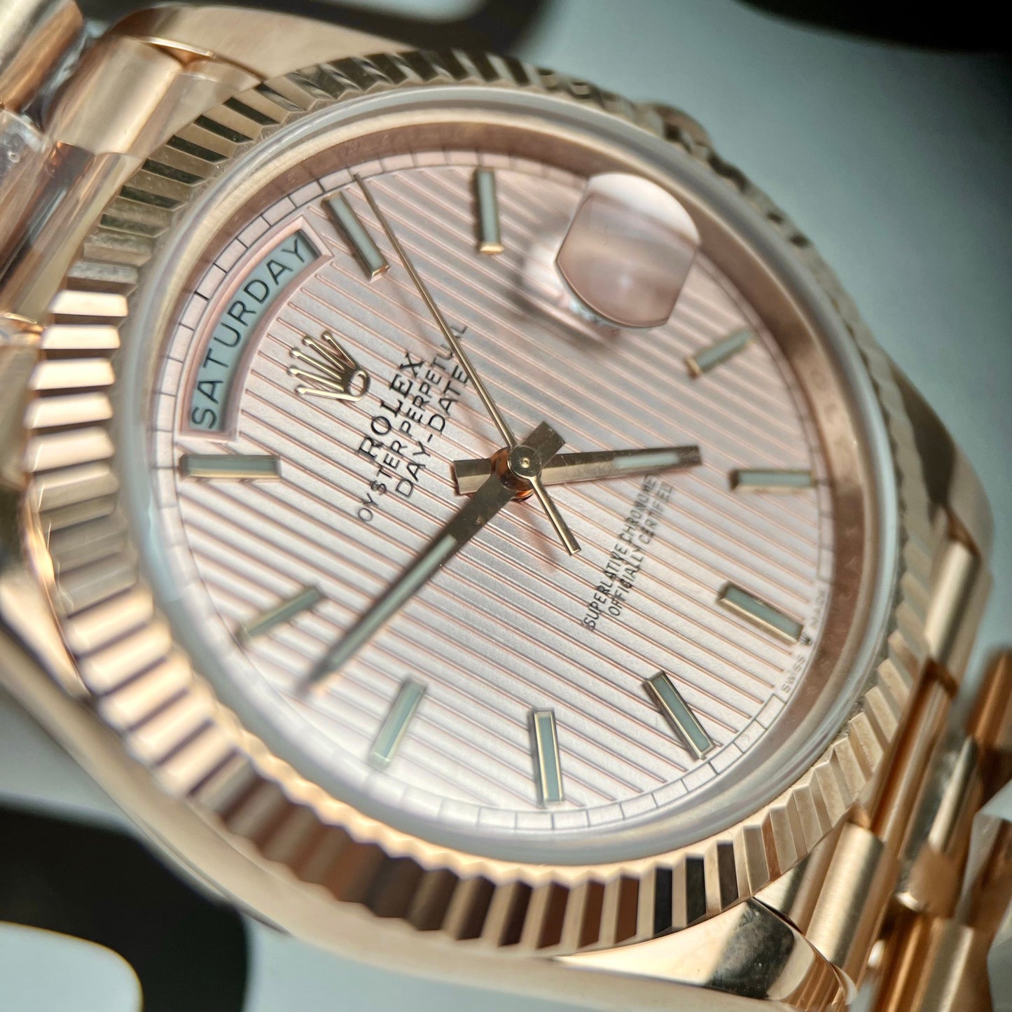 Rolex Oyster Day-Date 40 mm Chodmip 228235 beschichtet mit 18 Karat Roségold, beste 1:1-Edition, 130 Gramm