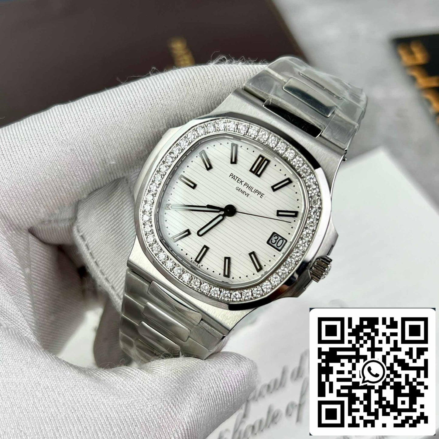Patek Philippe Nautilus 5711/1A-011 Beste 1:1 Edition PPF Factory Custom Diamonds Moissanit