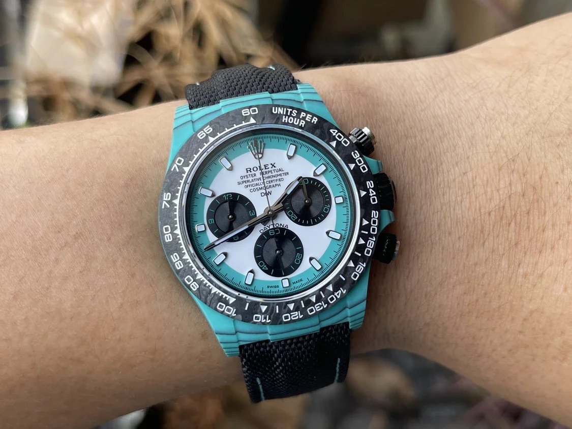 Rolex Cosmograph Daytona Series avec boîtier en fibre de carbone bleu 【Mouvement 4130 DIW Version modifiée】