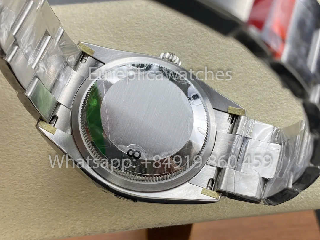 Rolex Oyster Perpetual M126000-0007 36MM 1:1 Best Clone VS Factory Red Dial