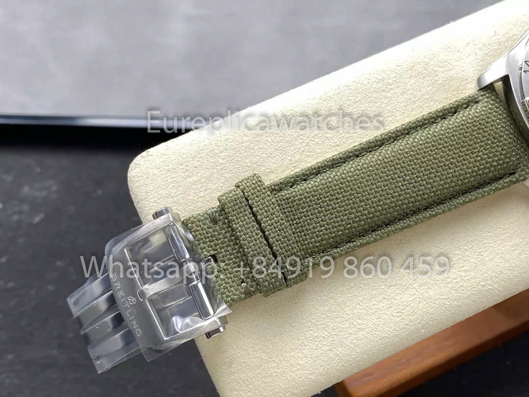 Breitling Avenger Automatic GMT 44 BLS Factory 1:1 Bester Klon Grünes Zifferblatt Klettband