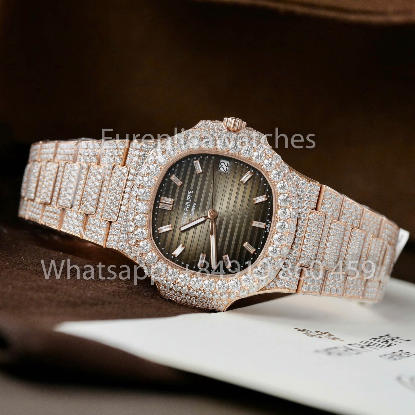 Patek Philippe Nautilus 5711 Full Iced Out – 1:1 Bester Klon Grünes Zifferblatt