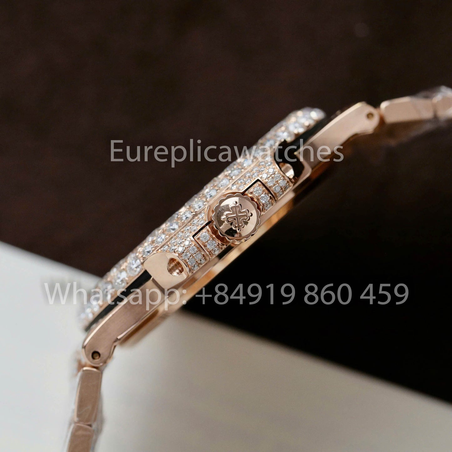 Patek Philippe Nautilus 5711 Full Iced Out – 1:1 Bester Klon Grünes Zifferblatt