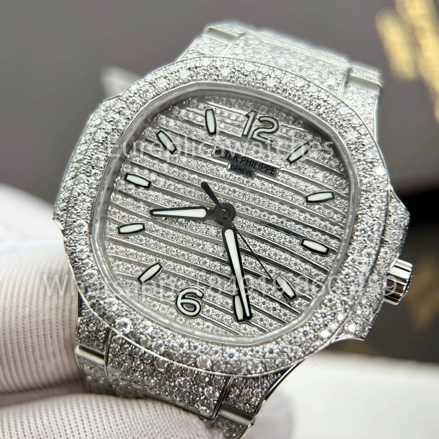 Patek Philippe Nautilus 7118/1450G-001 Full Iced Out – 1:1 Beste Clone Custom Watch