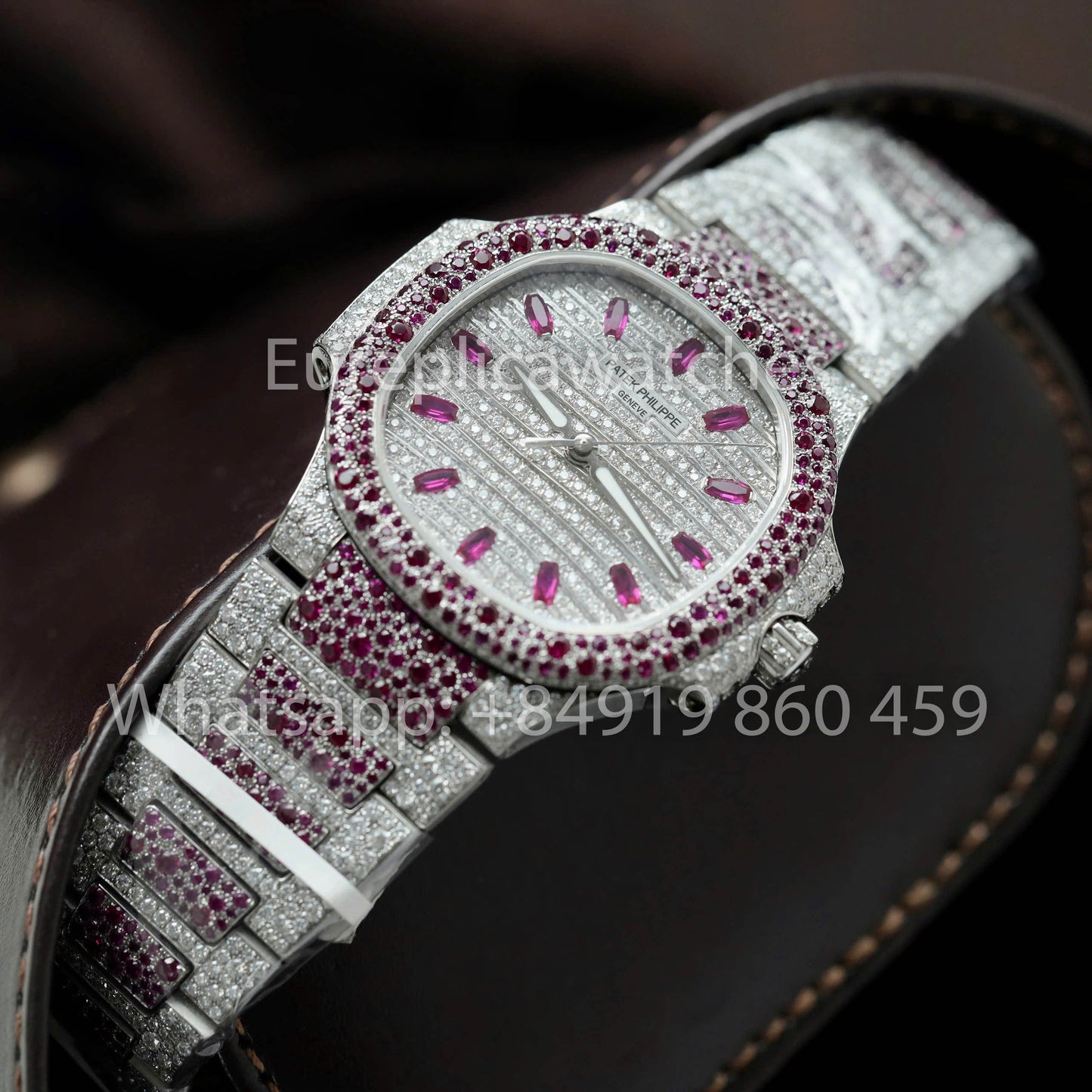 Patek Philippe Nautilus 7118 Full Iced Out – 1:1 Bester Klon lila Rubin Saphir