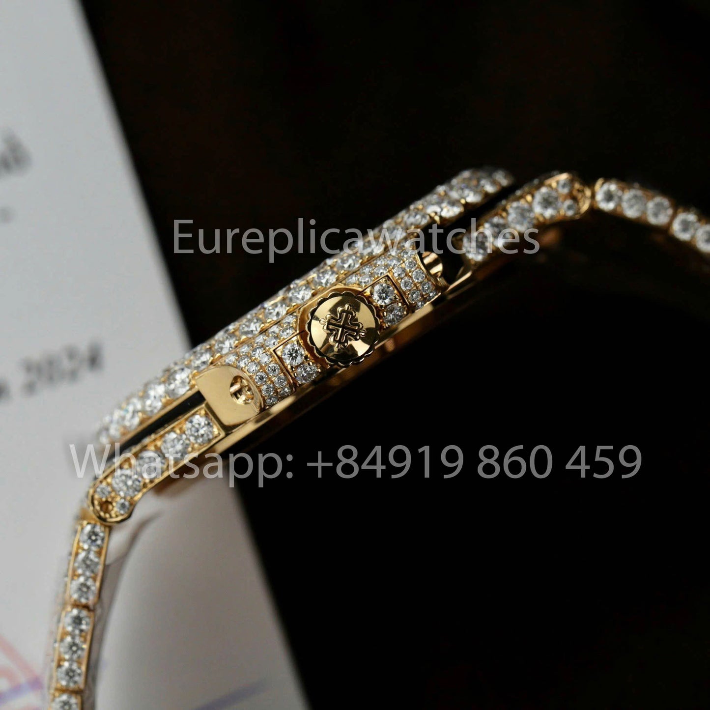 Patek Philippe Nautilus 5711 Full Iced Out – 1:1 Best Clone Moissanite Zifferblatt