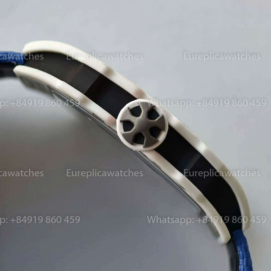 Réplique Richard Mille RM67-02, cadran France, version 1:1, meilleure version, usine VAF, carbone blanc, bracelet bleu