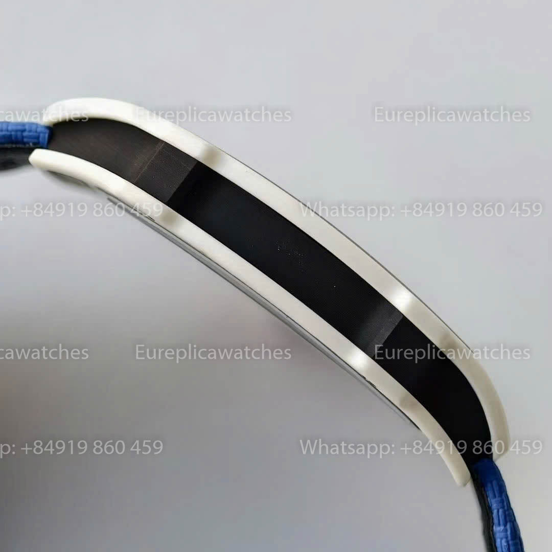 Réplique Richard Mille RM67-02, cadran France, version 1:1, meilleure version, usine VAF, carbone blanc, bracelet bleu