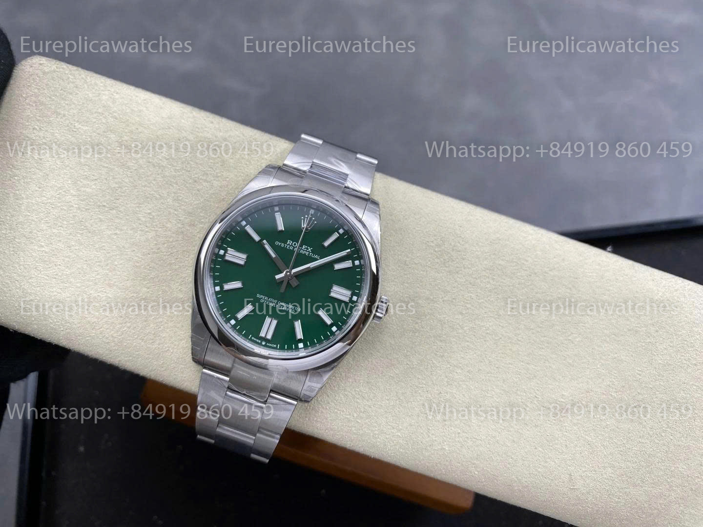VS Factory - Rolex Oyster Perpetual M124300 41MM Cadran vert Mouvement VS 3235