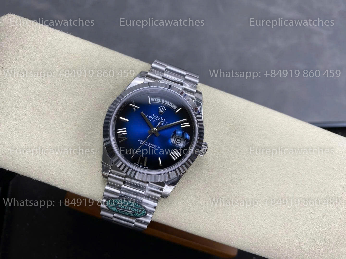 RC Factory - Rolex Day-Date 40 mm Or Blanc M228239-0007 Cadran Bleu