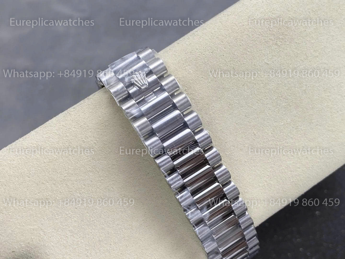 RC Factory - Rolex Day-Date 40 mm Or Blanc M228239-0007 Cadran Bleu
