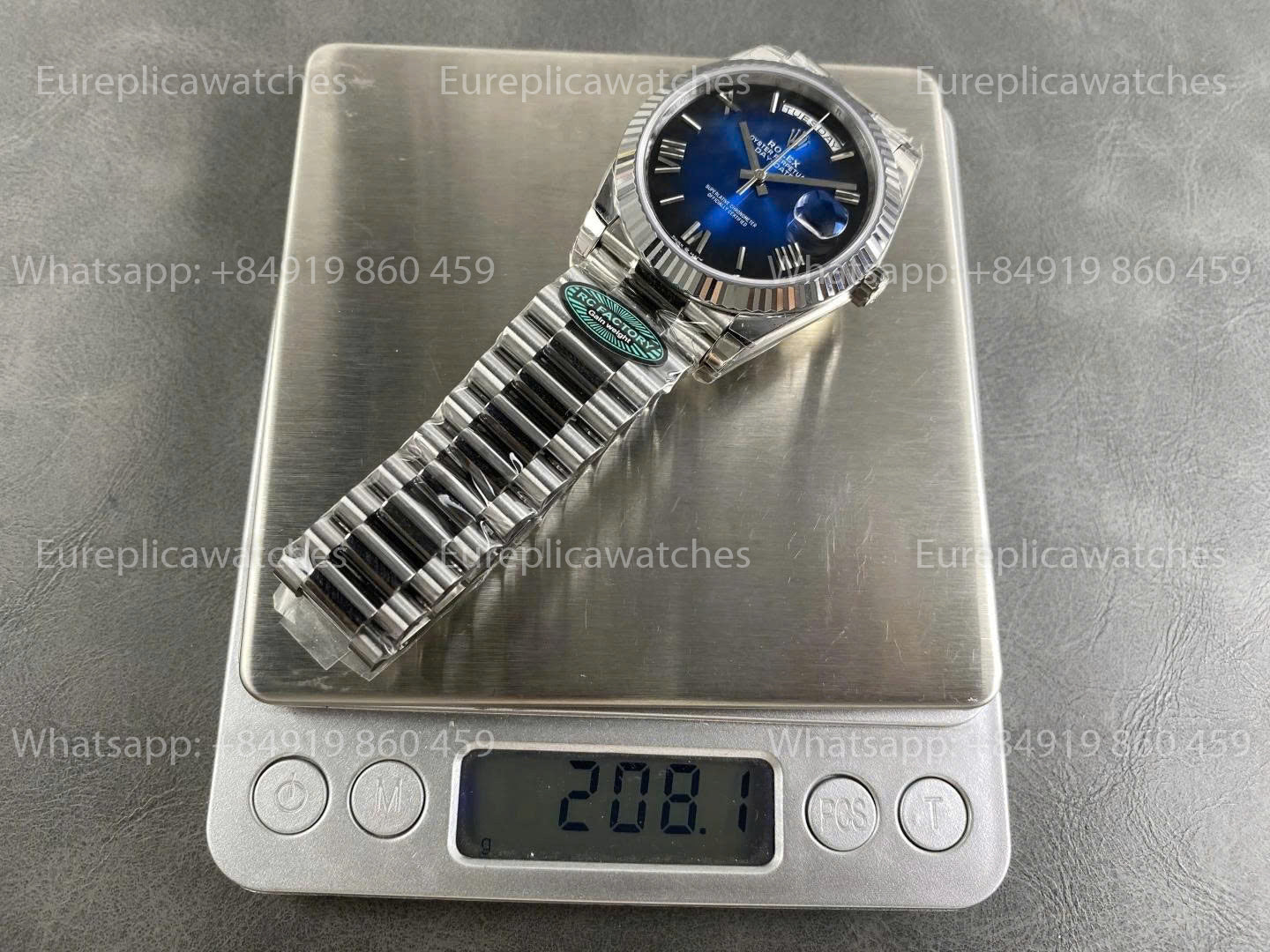 RC Factory - Rolex Day-Date 40 mm Or Blanc M228239-0007 Cadran Bleu